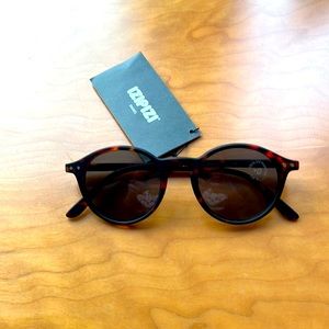 IZIPIZI Sunglasses. #D Tortoise